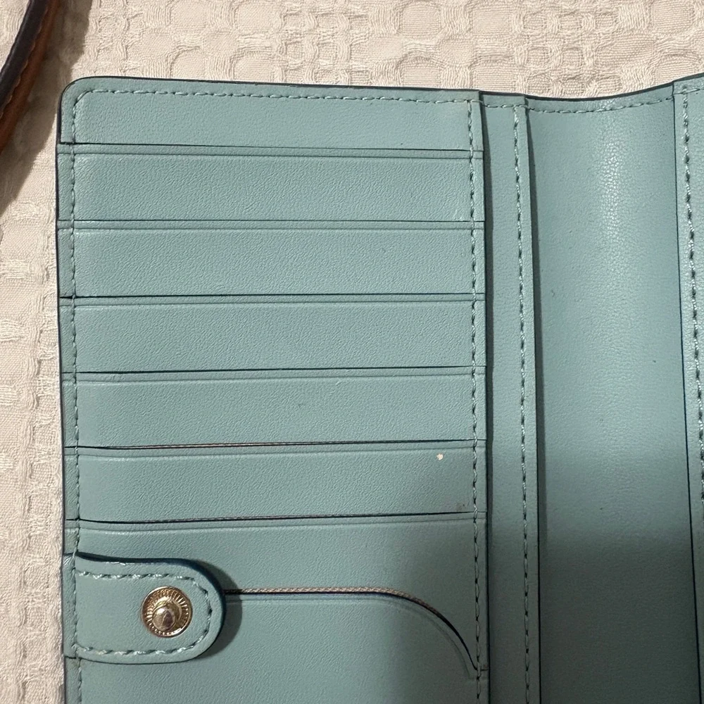 Kate Spade Wallet - Picture 8 of 8